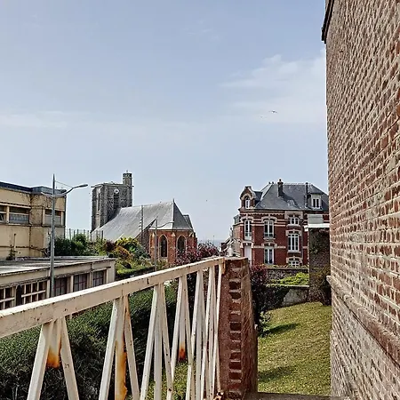 Amx3 - L'horizon Des Vues De L'espace Et Du Bien Etre Ault